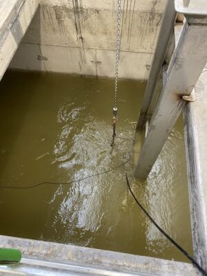 máy khuấy chìm bể hiếu khí