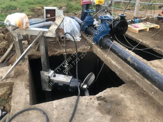 máy khuấy chìm chất thải